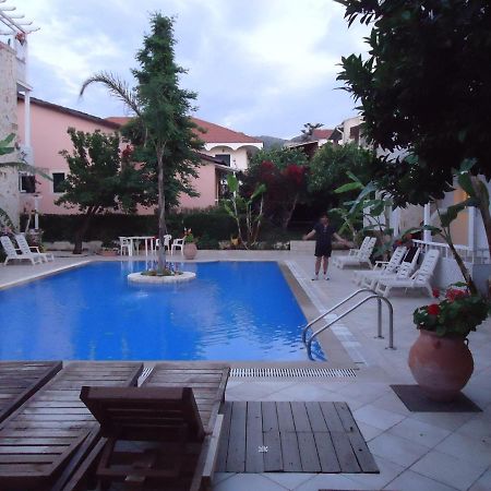 Acharavi Apartment Acharavi  Ngoại thất bức ảnh