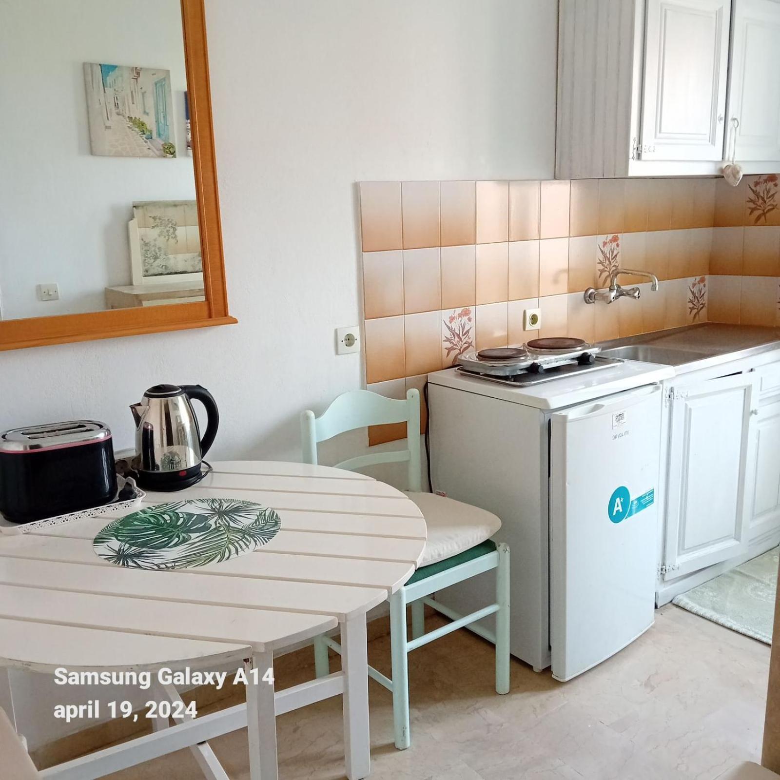 Acharavi Apartment Acharavi  Ngoại thất bức ảnh