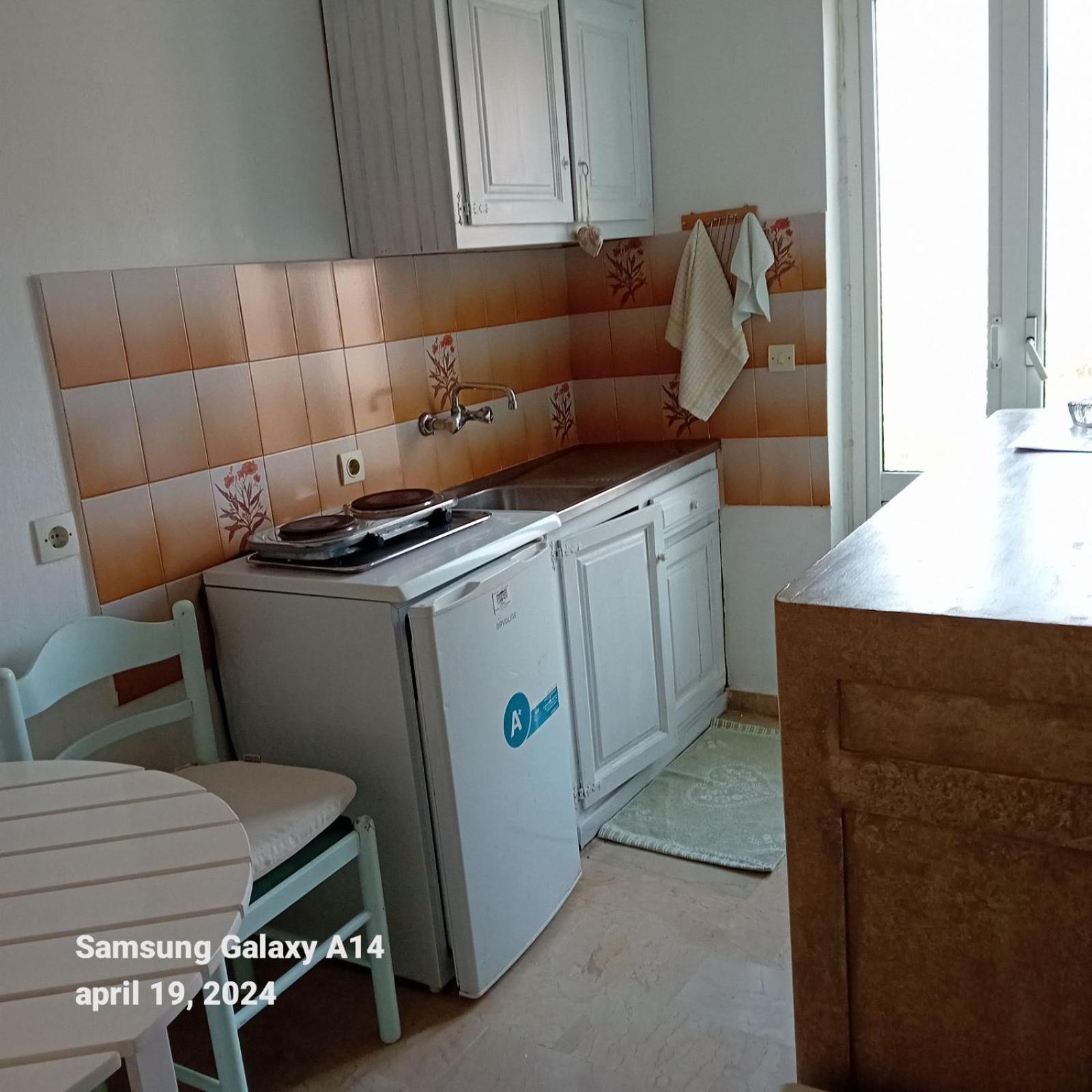 Acharavi Apartment Acharavi  Ngoại thất bức ảnh
