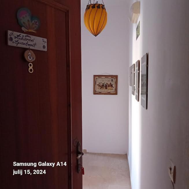 Acharavi Apartment Acharavi  Ngoại thất bức ảnh