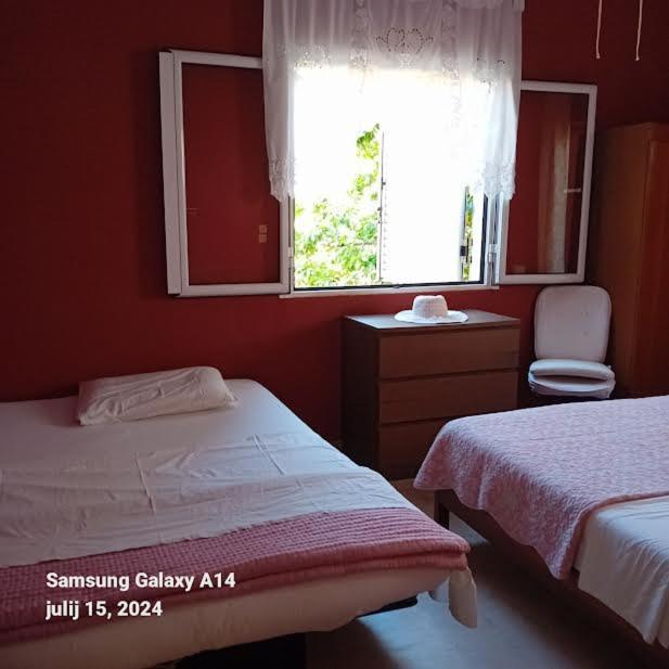 Acharavi Apartment Acharavi  Ngoại thất bức ảnh